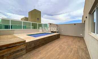 Imagem: Cobertura de alto padrão com piscina privativa