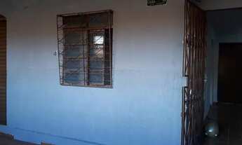 Imagem 6: ALUGUEL DE CASA Casa com 3 dormitórios