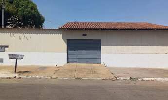 Imagem: Casa à venda no Bairro Goiá Casa de Rua