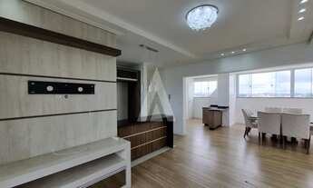 Imagem 4: Apartamento semimobiliado com 3 quartos, sendo 1 suíte, churrasqueira e cozinha com armári