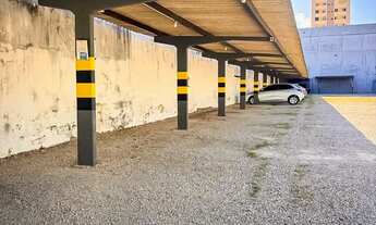 Imagem 5: Estacionamento à venda na Rua Pacatuba, em frente à Praça Camerino