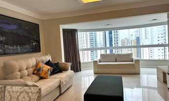 Imagem 2: Apartamento quadra mar com 3 suítes locação anual ou venda em Balneário Camboriú