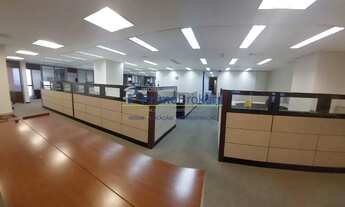 Imagem: Conjunto comercial 17 salas com 42 baias