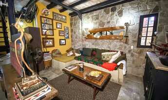 Imagem 4: Pequeno condomínio familiar a Venda: Casas independentes na Orla de Unamar/Cabo Frio - 700