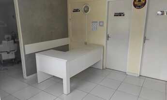 Imagem 2: Sala Comercail Casa com 1 dormitório