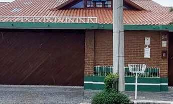 Imagem 4: Casa à venda com 420m², 4 quartos, 2 suíte e piscina com cascata. Melhor localização do Vi