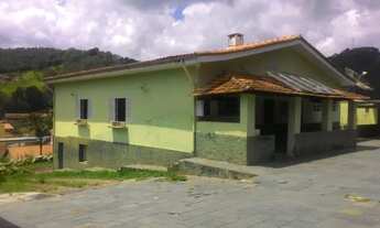 Imagem 5: Chácara serrana no centro urbano