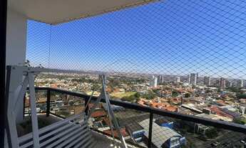 Imagem 2: Apartamento com sacada em andar alto - Edifício Maracaí