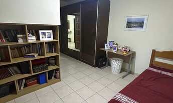 Imagem 4: Casa triplex no centro de Nova Iguaçu