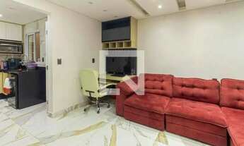 Imagem 2: Casa à Venda - Tatuapé, 2 Quartos, 70 m2