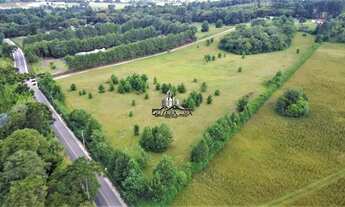 Imagem 2: ÁREA À VENDA OPORTUNIDADE PARA INVESTIDORES