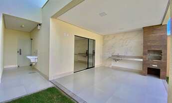 Imagem 5: Sobrado com piscina e quintal à venda