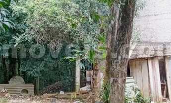 Imagem 5: Terreno de 784m² com duas casas no centro de Alm. Tamandaré