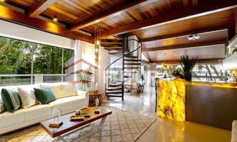 Imagem: Casa alto padrão com 05 quartos a beira