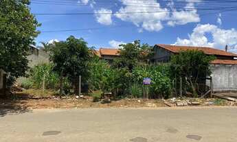 Imagem 3: Casa para venda possui 100 metros quadrados com 2 quartos em Parque Real - Caldas Novas