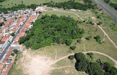 Imagem 4: Terreno ao lado da Rodovia dos Bandeirantes - Aceito Carro