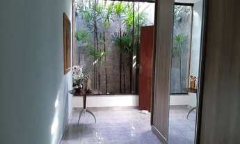 Imagem 7: Casa no Parque das Colinas - Candelária (1000 m², 4/4, piscina, churrasqueira