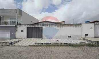 Imagem: Casa com 2 dormitórios sendo 1 suite à