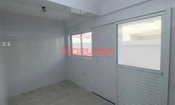 Imagem 3: Sobrado com 3 quartos à venda por R$ 690000.00, 135.99 m2 - PINHEIRINHO - CURITIBA/PR