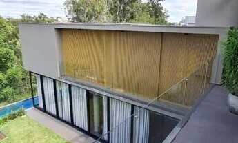 Imagem 2: Casa para venda tem 335 metros quadrados com 4 quartos