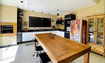 Imagem 2: Casa 4 quartos para venda no Bairro São Pedro em Juiz de Fora, MG