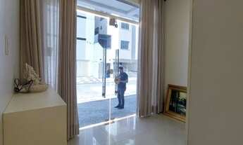 Imagem 2: Sala comercial térrea com garagem