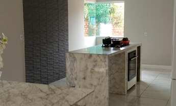 Imagem 2: VENDO CASA PRÓXIMO DO AEROPORTO