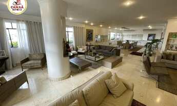 Imagem 2: Triplex luxuoso - 8 suites - lazer privativo - vista mar - todo projetado