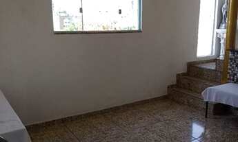 Imagem 2: Alugo uma casa grande e um barracão!