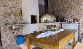 Imagem: Casa para venda tem 240m² com 3 quartos