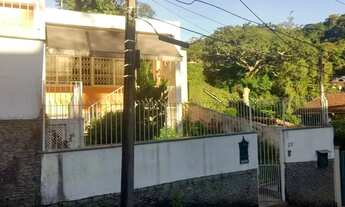 Imagem: Casa a venda com 220 m² com 4 quartos em