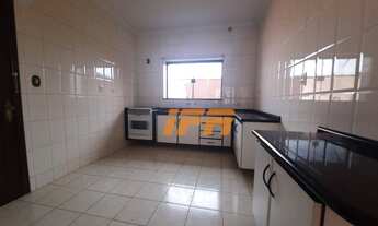 Imagem 5: Sobrado com 4 dormitórios para alugar, 460 m² por R$ 3.818,00/mês - Vila Jaboticabeira - T