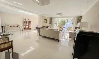 Imagem: Casa de condomínio em Recreio dos Bandeirantes