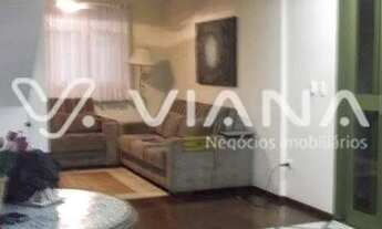 Imagem: Sobrado de 271 m² de área construída