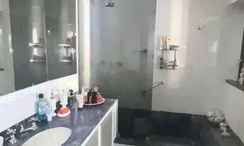 Imagem 2: Apartamento para venda com 370 metros quadrados com 4 quartos