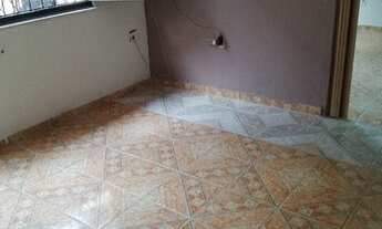 Imagem 7: Aluga-se uma casa