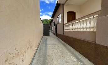 Imagem 2: Casa para venda em Vila Rezende de 118.00m² com 3 Quartos e 4 Garagens