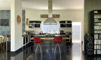 Imagem 3: Casa à Venda condomínio Golf Village - Moderna e integrada! 4d/2sts, piscina, sauna, gourm