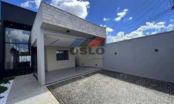 Imagem: CASA COM 03 QUARTOS, SENDO 01 DELES UMA