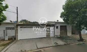 Imagem: Casa de rua Térrea / Residencial / Santa