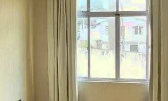 Imagem 6: Casa à venda nas Mercês, com 5 quartos sendo 1 suíte