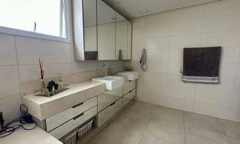 Imagem 7: Imóvel para venda possui 310 metros quadrados com 4 quartos em Setor Oeste - Goiânia - GO