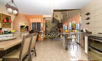 Imagem: EXCELENTE SOBRADO NO BAIRRO BACACHERI EM