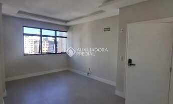 Imagem 2: Apartamento à venda em Meia Praia, Itapema