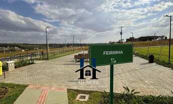 Imagem 3: Casa de condomínio para venda possui 360 metros quadrados em Jardins Amsterdã - Goiânia