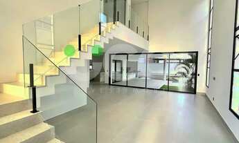 Imagem 4: Casa recém construída com muito espaço interno e super charmosa