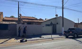 Imagem 3: VENDE-SE TRÊS CASAS NO MESMO LOTE