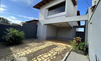 Imagem 3: Sobrado 4/4, 03 suites no Setor Jaó