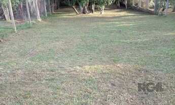 Imagem 2: Terreno com 332m² no Condomínio Cantegrill Fase I I