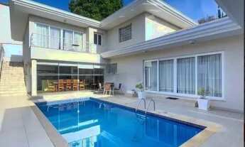 Imagem 4: Casa em Condomínio Fechado para Alugar em Curitiba 4 Suítes, Piscina e Espaço Gourmet